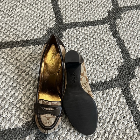 New Women’s Coach block heel size 9 - Picture 5 of 7